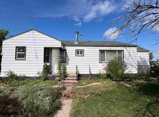 801 Avenue A, Minatare, NE 69356