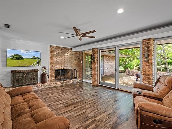 2nd image of 5580A Dawes Lane Ext