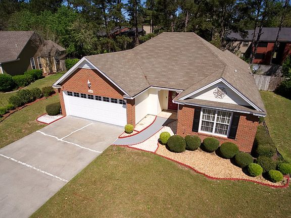 4th image of 3432 Brandon Dr