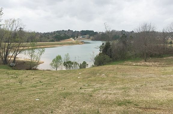3rd image of 540 Rock Springs Dr
