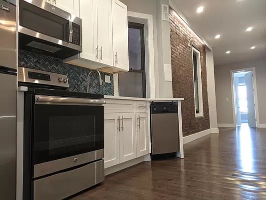 3rd image of 420 E 148th St #4R