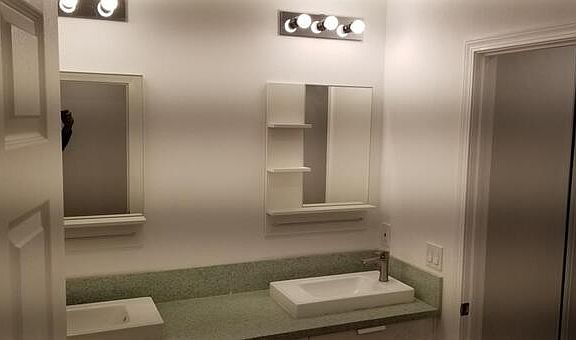 4th image of 4461 G St #614