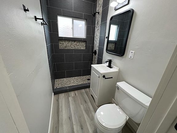 2nd image of 3620 Park Blvd #B