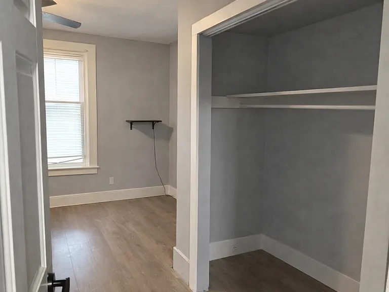 217 Seward Ave NW — Photo 12