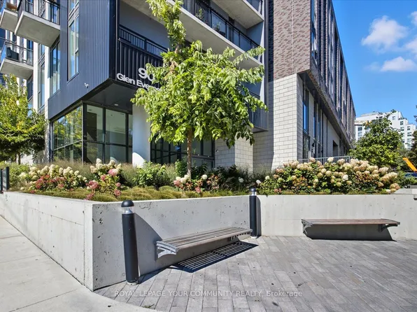 90 Glen Everest Rd #1008, Toronto, ON M1N 0C3