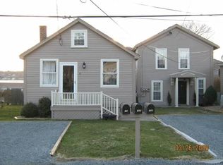 12 Seascape Ave #B, Middletown, RI 02842
