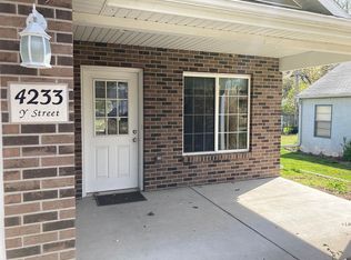 4233 Y St, Lincoln, NE 68503