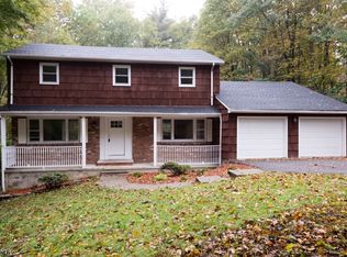 24 Gould Rd, Newfoundland, NJ 07435