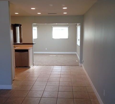 5th image of 6521 Thornwood St