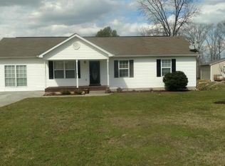 536 Round Pond Rd, La Fayette, GA 30728