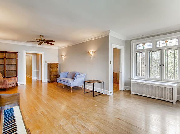 3rd image of 437 Home Ave APT 1N