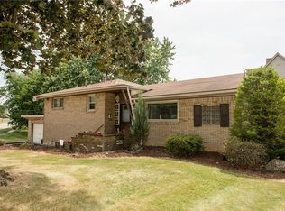 390 6th St, Campbell, OH