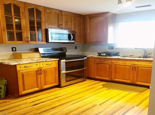 492 Baker Rd, Virginia Beach, VA 23462
