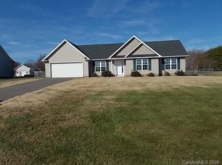 466 Drumstand Rd, Stony Point, NC 28678