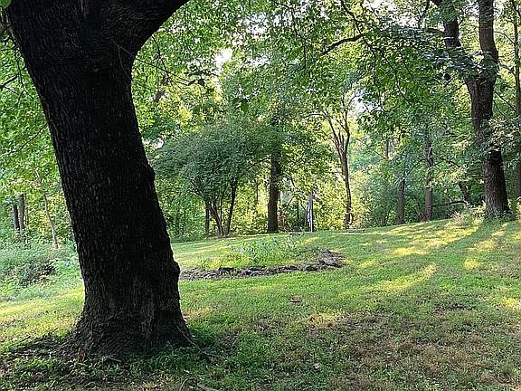 2nd image of 6337 Saddle Hollow Ct