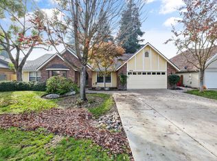 5619 W Sweet Dr, Visalia, CA 93291