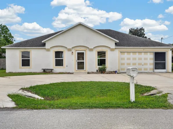 6 Brownstone Ln, Palm Coast, FL 32137