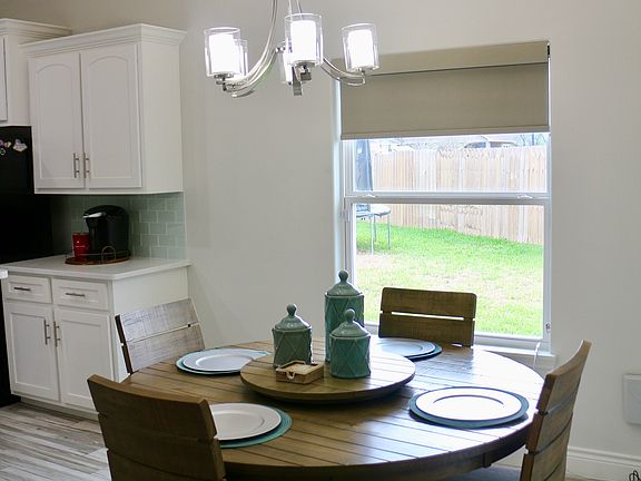 2nd image of 3102 Shallow Creek Dr