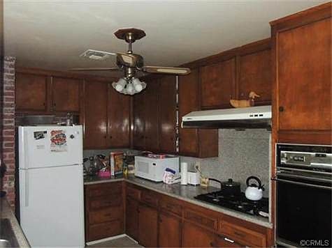 5th image of 10555 Olive St