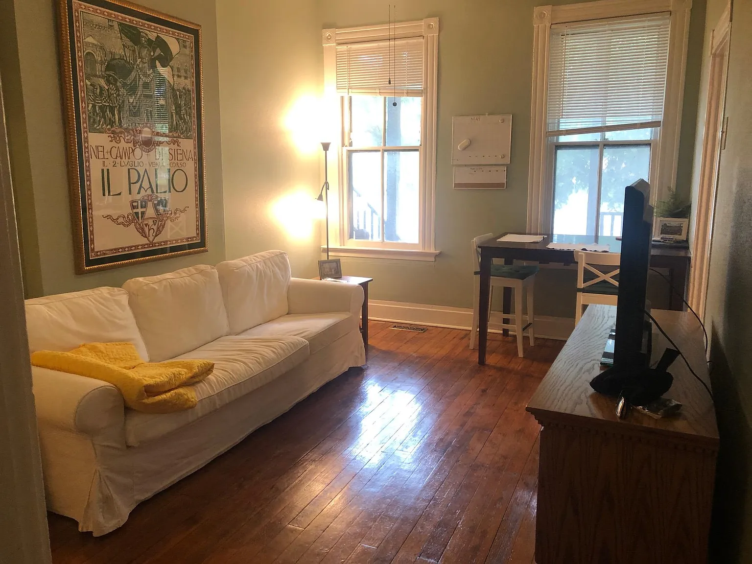 2 bed, 1150 sqft, $1,425 — Photo 2