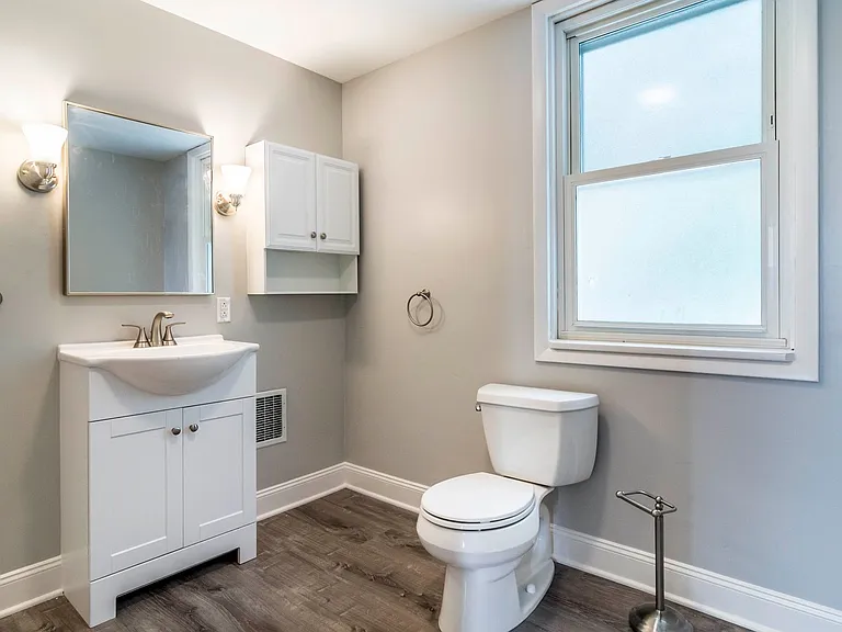 1618 Dagmar Ave — Photo 20