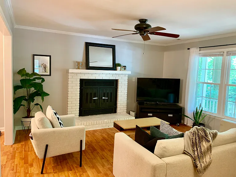 102 Chevron Cir — Photo 11