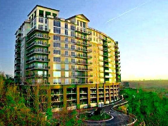 3rd image of 2950 Mount Wilkinson Pkwy SE Unit 904