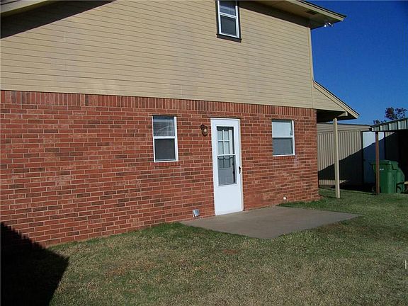 2nd image of 1173 McConnell Dr