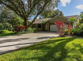 1741 Jewel Dr, Sarasota, FL 34240