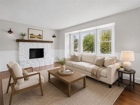 4th image of 519 S Ridge Dr