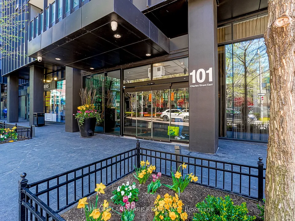 101 Charles St E #1409