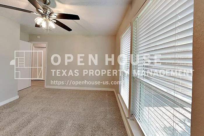 247 Stallion Dr — Photo 11