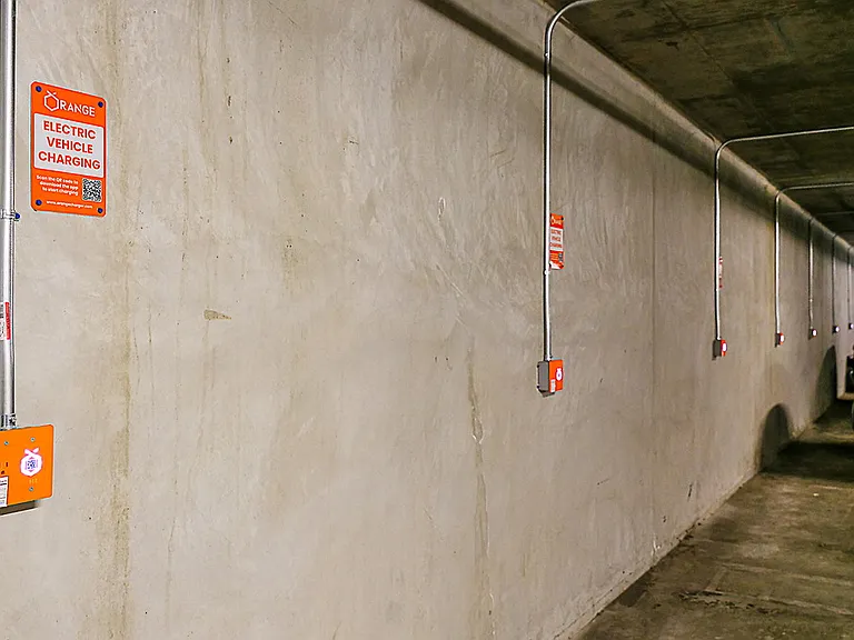 Radius — Photo 32