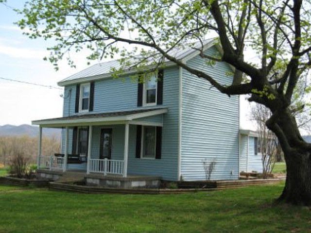 1st image of 3955 Old Farm Dr