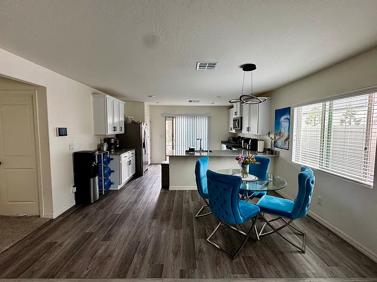 2702 Predator Pl — Photo 3