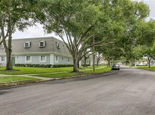 1717 Belleair Forest Dr APT D, Belleair, FL 33756