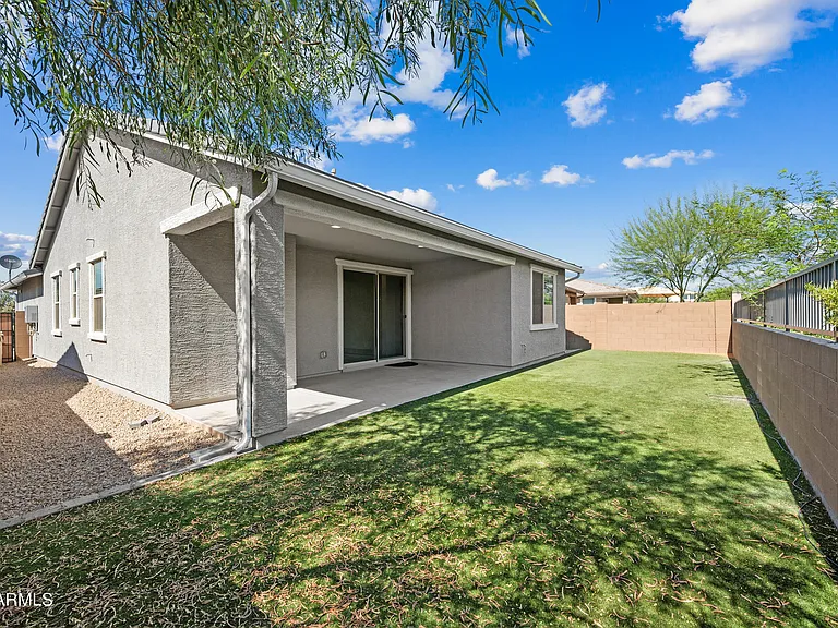 8911 W Solano Dr — Photo 24