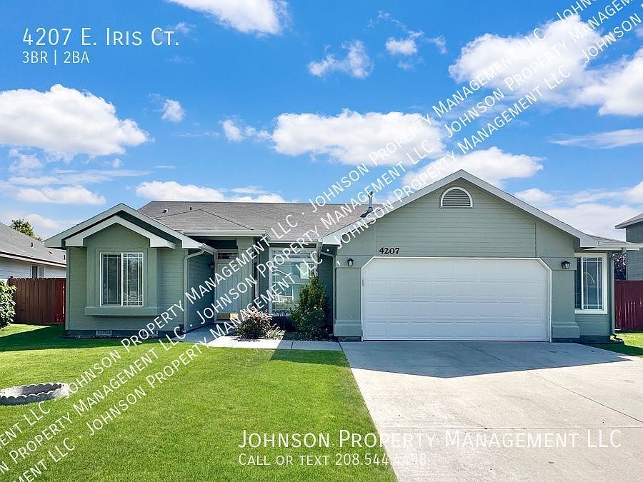 1st image of 4207 E Iris Ct
