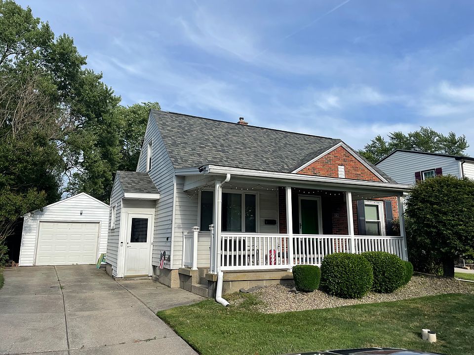 1st image of 397 Cornwall Ave