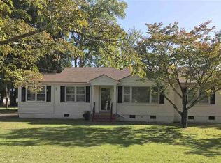 201 Gandy Dr, Hartsville, SC 29550