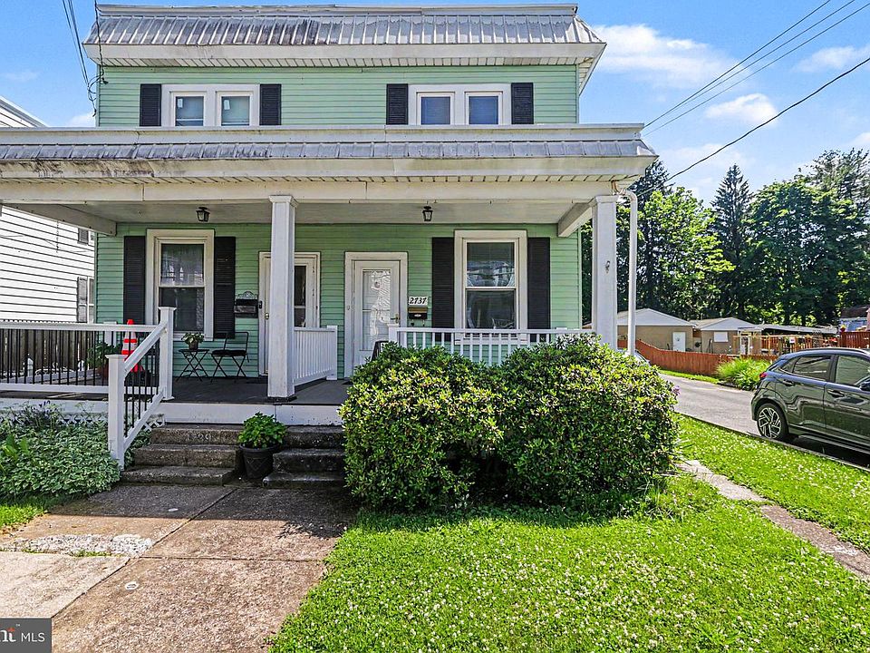 1st image of 2737 Boas St
