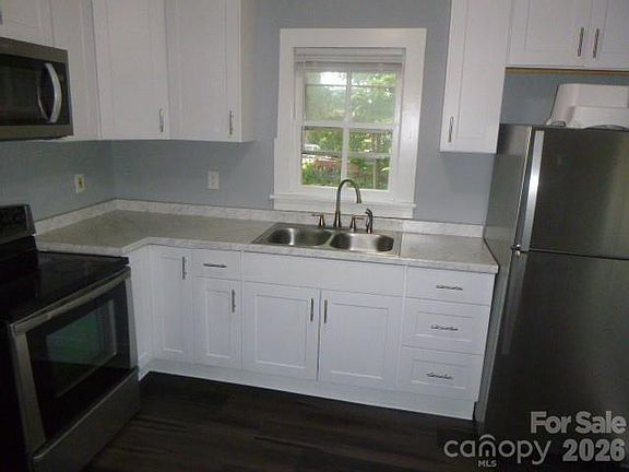 3rd image of 326 S Caldwell St