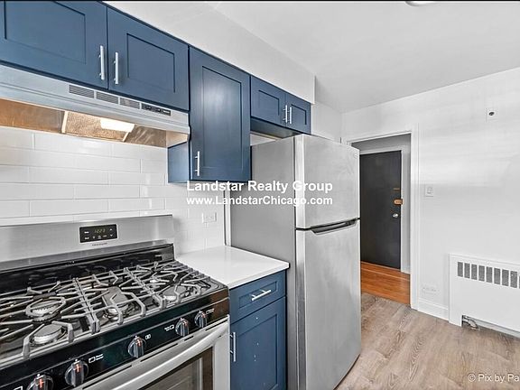 2nd image of 2731 W Berwyn Ave APT 3