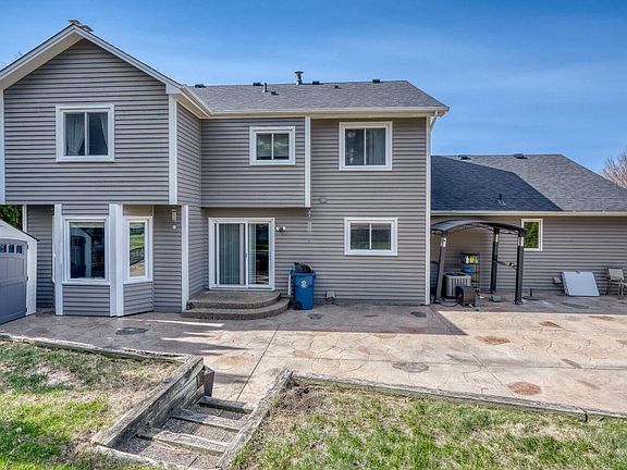 5th image of 4120 Minnesota Ln N