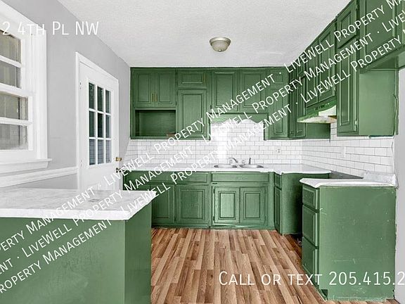 3rd image of 1712 4th Pl NW