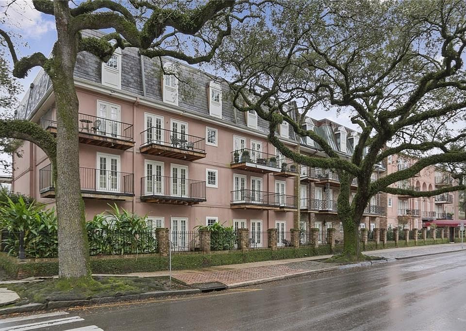 1st image of 3000 Saint Charles Ave APT 407