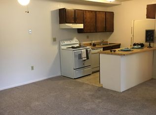 1835 Nemoke Ct APT 2, Haslett, MI 48840