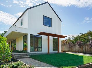 16 Hillview Ave, Redwood City, CA 94062