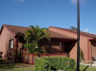 10 Farnworth Dr, Boynton Beach, FL 33426