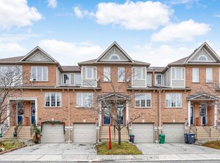 5055 Heatherleigh Ave #33, Mississauga, ON L5V 2R6